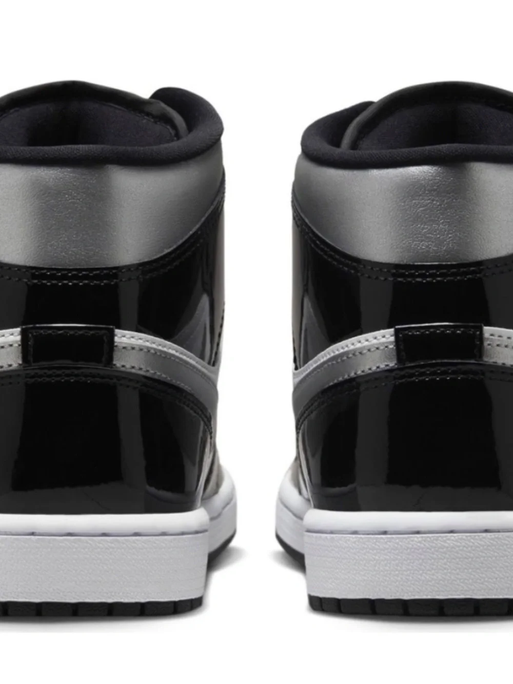 Jordan 1 Mid SE. Patent Black White Metallic Silver Gold. SIZE 10.5 - HV0789-010